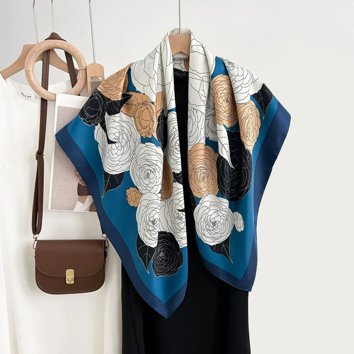 High-profile High-grade Korean Color Matching Floral Printed Scarf